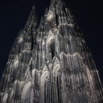Kölner Dom im dunkeln